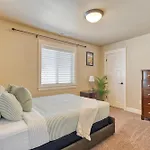 Stay Portland Collection - The Garfield Getaway House- Luxury New Build