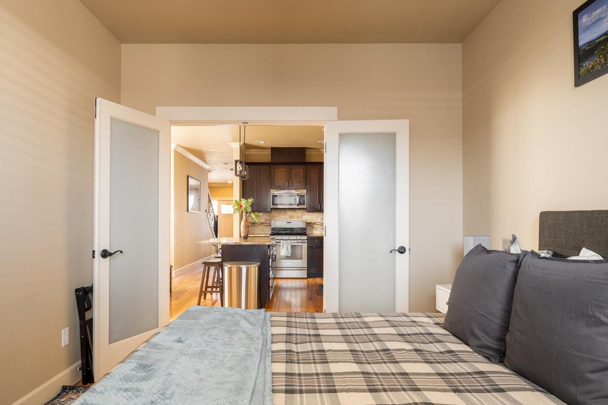 Collection - The Garfield Getaway House- Luxury New Build Holiday home Portland